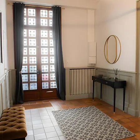 La Maison De Famille بيت للعطل