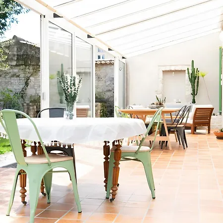 La Maison De Famille